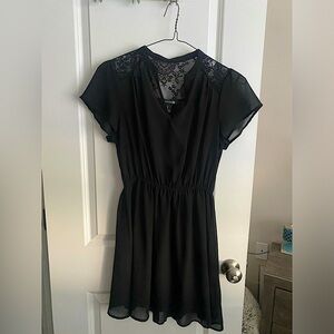 Forever 21 Black lace dress